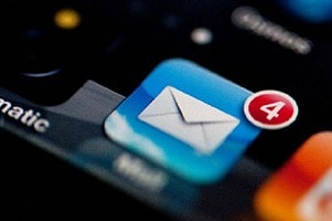 Cách đăng xuất email trên iPhone